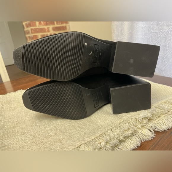 Blondo Scarlette Waterproof Suede Bootie Size 9 Black Preppy Block Heel NWOB - Picture 6 of 16